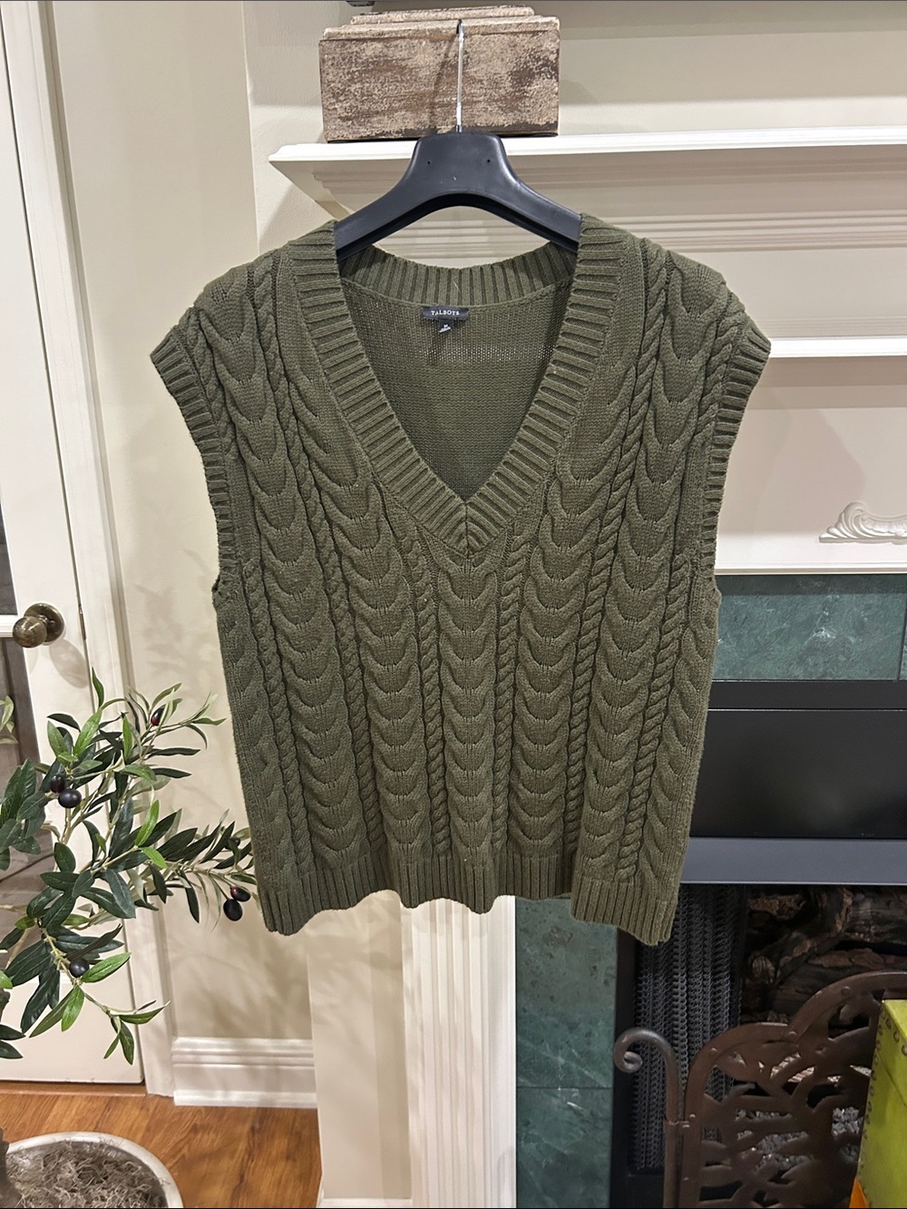 Talbots Olive Cable-Knit V-Neck Sweater Vest
